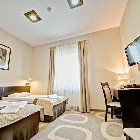 Hotel Picaro Stok Lagow  Bilik gambar