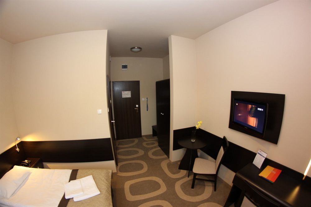 Hotel Picaro Stok Lagow  Luaran gambar